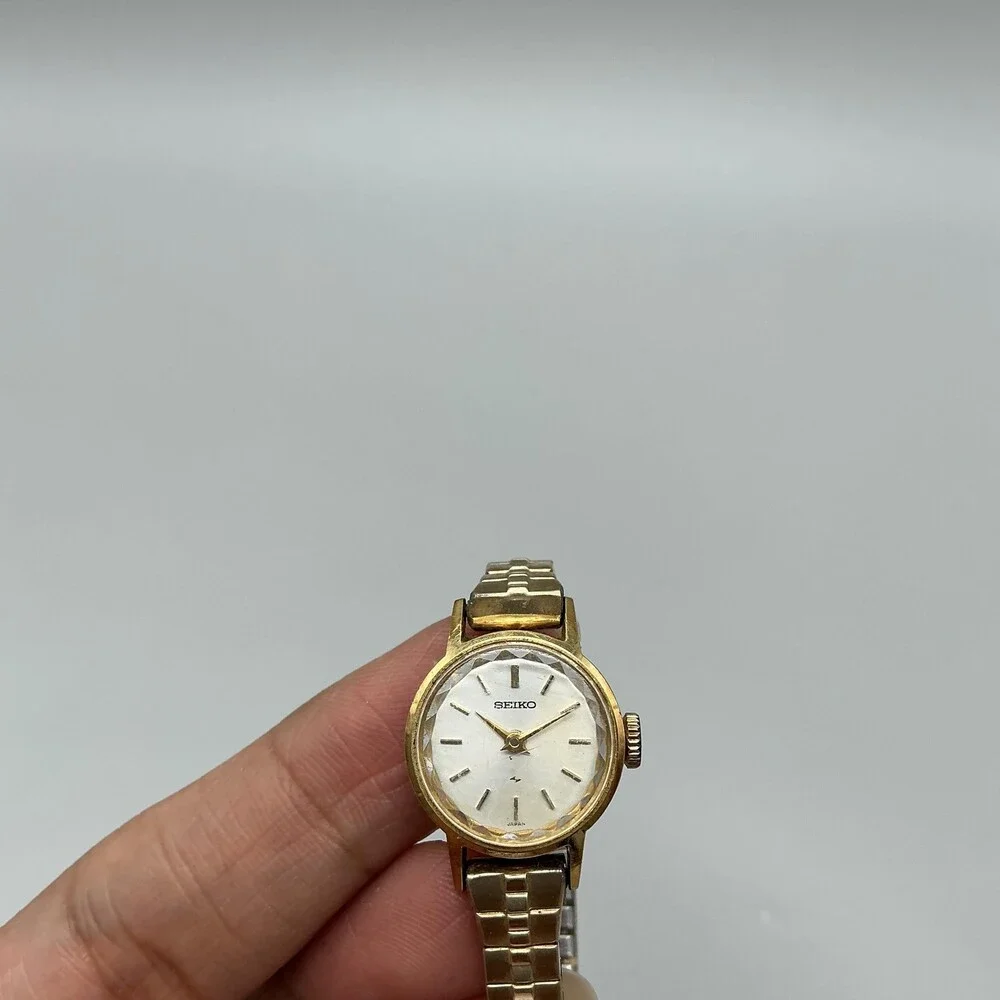 Vintage Seiko Womens Watch 18mm Gold Plated 11-0109 Stretch Manual Wind